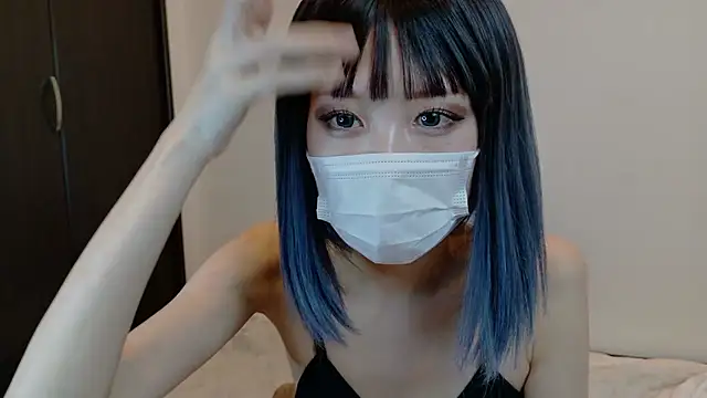 Snapshot of sarina_at chatting on March 16, 2026, 5:44 am sarina at online show from March 16, 2026, 5:44 am