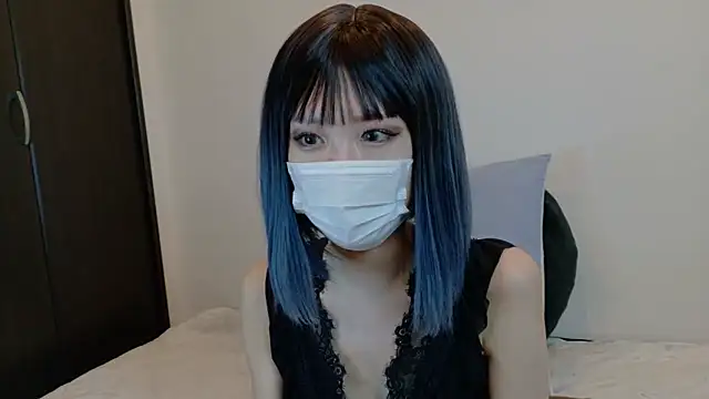 Snapshot of sarina_at chatting on March 9, 2026, 9:24 am sarina at online show from March 9, 2026, 9:24 am