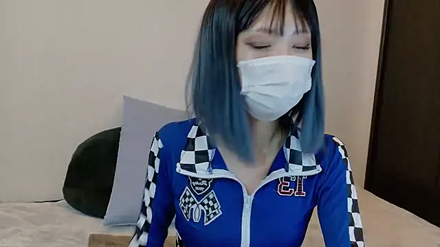 Snapshot of sarina_at chatting on February 15, 2026, 9:41 am sarina at online show from February 15, 2026, 9:41 am