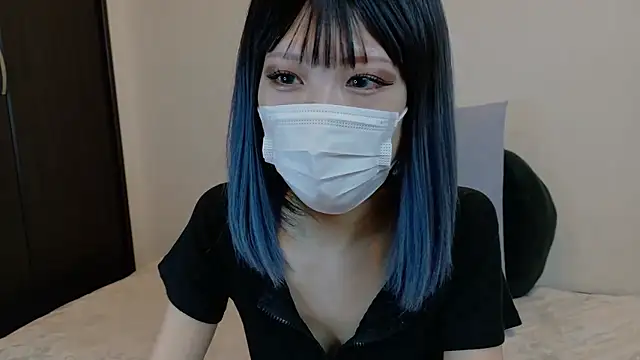 Snapshot of sarina_at chatting on March 3, 2026, 4:30 am sarina at online show from March 3, 2026, 4:30 am