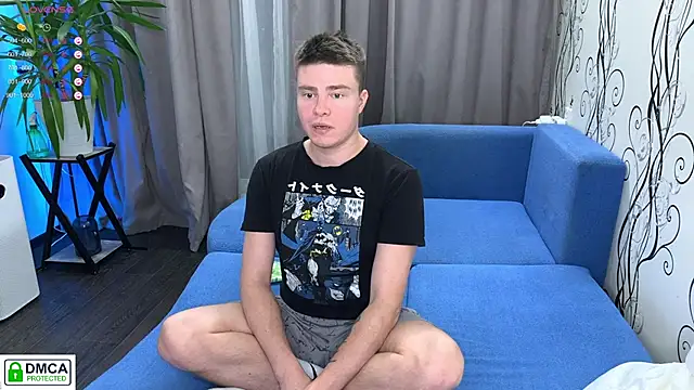 holy eggs 02 online show from October 30, 2025, 6:38 pm