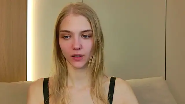 Snapshot of 4example_Chloe chatting on March 19, 2026, 10:37 am 4example Chloe online show from March 19, 2026, 10:37 am