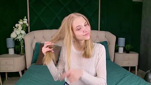 Snapshot of 4example_Chloe chatting on March 11, 2026, 8:25 pm 4example Chloe online show from March 11, 2026, 8:25 pm