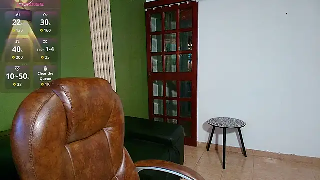 Snapshot of DanielaMonroe chatting on November 15, 2025, 9:30 pm DanielaMonroe online show from November 15, 2025, 9:30 pm