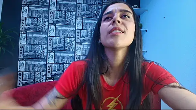 Snapshot of DanielaMonroe chatting on March 8, 2026, 2:04 am DanielaMonroe online show from March 8, 2026, 2:04 am