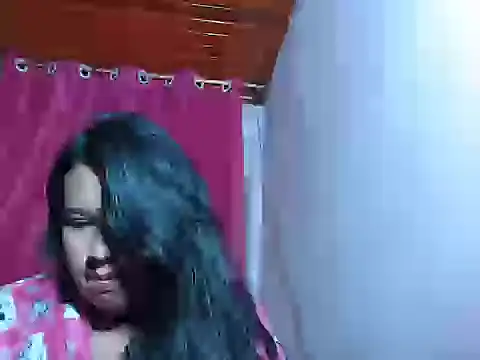 Snapshot of nina_kisslove chatting on November 5, 2025, 7:39 pm nina kisslove online show from November 5, 2025, 7:39 pm