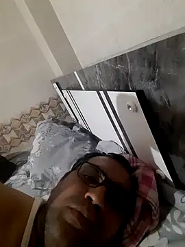 Snapshot of Hot-boy077 chatting on October 9, 2025, 5:24 pm Hot-boy077 online show from October 9, 2025, 5:24 pm