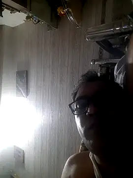 Snapshot of Hot-boy077 chatting on December 1, 2025, 9:32 am Hot-boy077 online show from December 1, 2025, 9:32 am