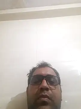 Snapshot of Hot-boy077 chatting on November 6, 2025, 8:51 am Hot-boy077 online show from November 6, 2025, 8:51 am