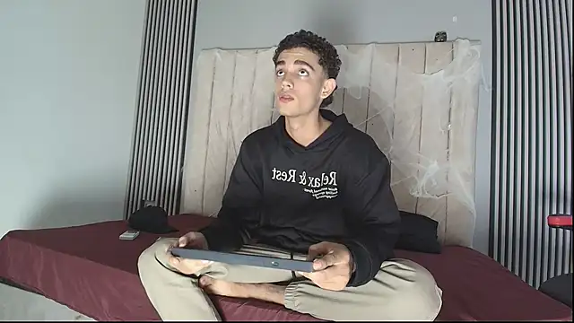 nathan shimmer online show from October 13, 2025, 8:54 pm