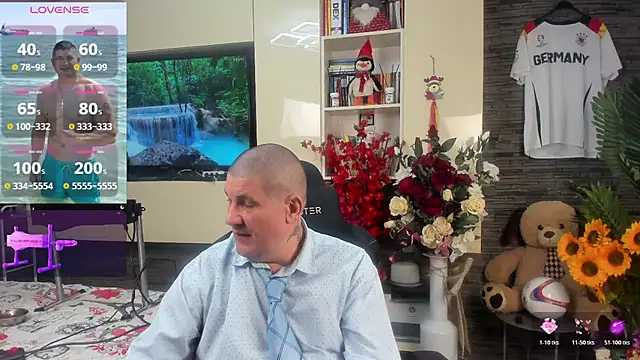 Snapshot of SpartacusDaddy48 chatting on June 19, 2026, 3:51 pm SpartacusDaddy48 online show from June 19, 2026, 3:51 pm