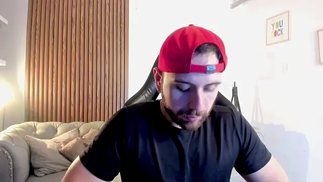 Snapshot of Maximo_Wolff chatting on June 11, 2026, 8:06 pm Maximo Wolff online show from June 11, 2026, 8:06 pm