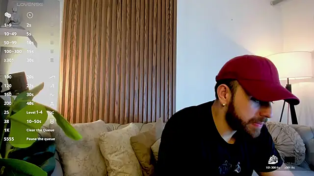 Snapshot of Maximo_Wolff chatting on June 15, 2026, 1:17 am Maximo Wolff online show from June 15, 2026, 1:17 am