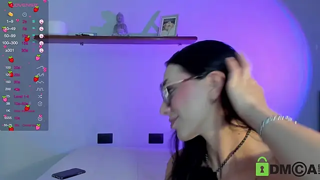Scarlett Jackson2 online show from May 8, 2026, 5:55 am