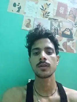 Snapshot of Sushant001 chatting on February 5, 2026, 6:04 pm Sushant001 online show from February 5, 2026, 6:04 pm