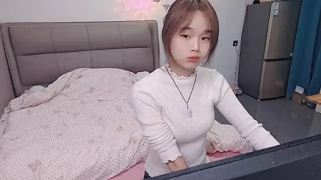 kexin a online show from November 2, 2025, 2:05 am