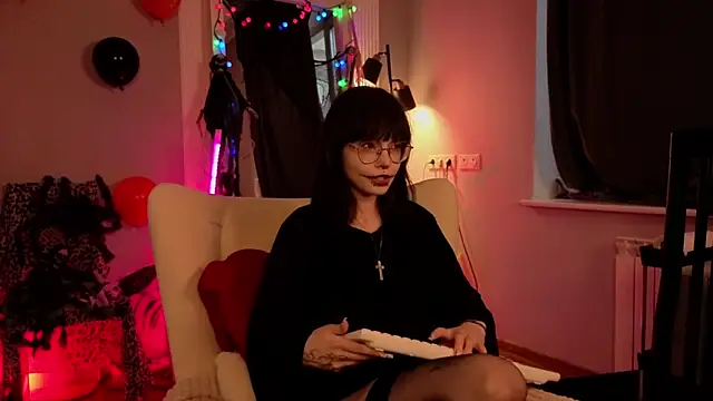 Snapshot of Misa_Perfect chatting on October 24, 2025, 12:15 pm Misa Perfect online show from October 24, 2025, 12:15 pm