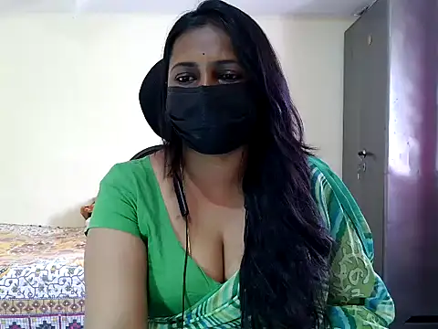 Snapshot of ammu1990 chatting on June 2, 2026, 8:47 am ammu1990 online show from June 2, 2026, 8:47 am