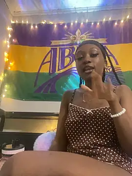 Snapshot of HennessyBaby21 chatting on March 26, 2026, 1:26 am HennessyBaby21 online show from March 26, 2026, 1:26 am