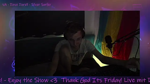 Snapshot of DaveLindau chatting on October 20, 2025, 8:42 pm DaveLindau online show from October 20, 2025, 8:42 pm