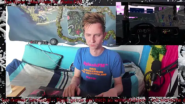 Snapshot of DaveLindau chatting on December 16, 2025, 9:24 am DaveLindau online show from December 16, 2025, 9:24 am