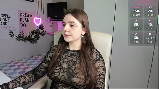 Snapshot of LiaWoow chatting on October 11, 2025, 9:10 am LiaWoow online show from October 11, 2025, 9:10 am