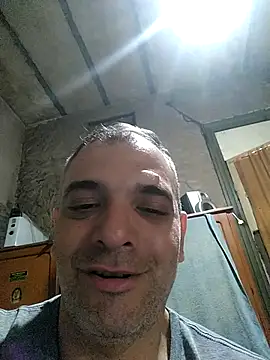 Snapshot of jonas20900 chatting on December 14, 2025, 8:53 am jonas20900 online show from December 14, 2025, 8:53 am