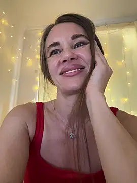 LucieMack online show from July 7, 2026, 12:20 pm