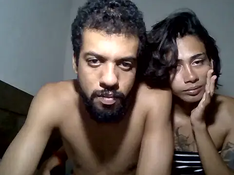 -Docinho- online show from November 25, 2025, 4:35 am