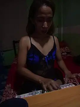 Snapshot of ashley_kimxx chatting on November 30, 2025, 9:59 pm ashley kimxx online show from November 30, 2025, 9:59 pm