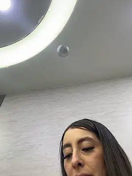 Savannah Monroe online show from December 20, 2025, 9:17 pm