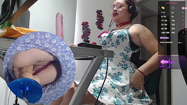 leidydi223 online show from February 4, 2026, 2:34 pm