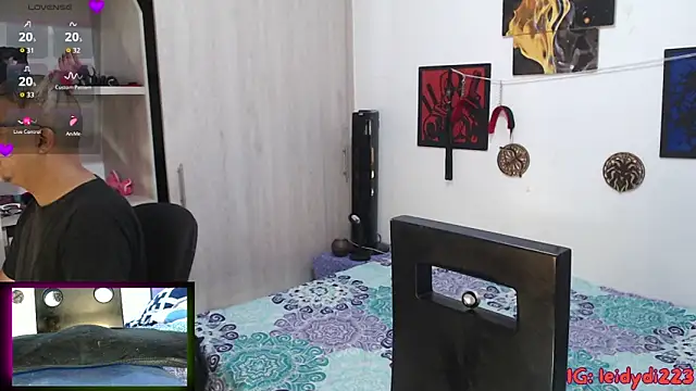 leidydi223 online show from October 9, 2025, 1:11 pm