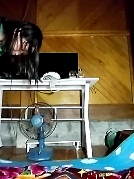 Snapshot of Lai005 chatting on October 20, 2025, 2:28 pm Lai005 online show from October 20, 2025, 2:28 pm