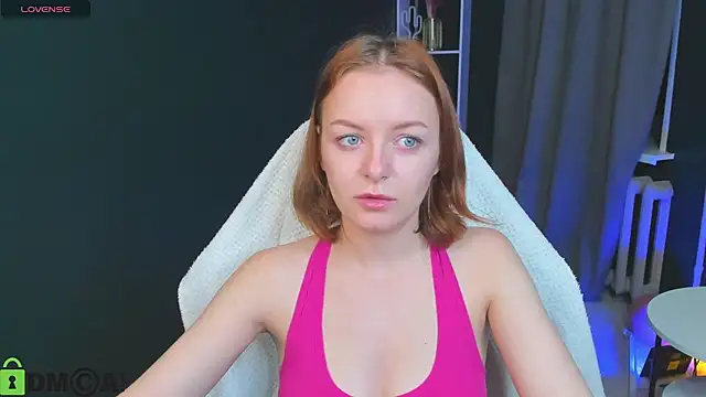  little Cat   online show from September 17, 2025, 10:23 pm