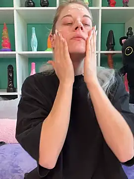 TheRealJessyLey online show from March 19, 2026, 8:25 am