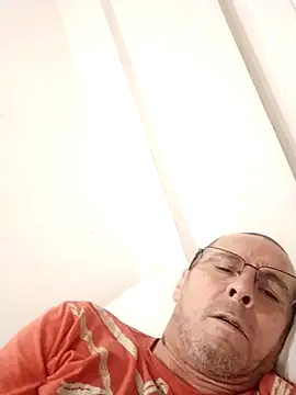 pakillobcn online show from October 18, 2025, 7:27 pm