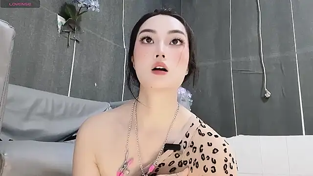 K1oO online show from November 8, 2025, 12:36 am