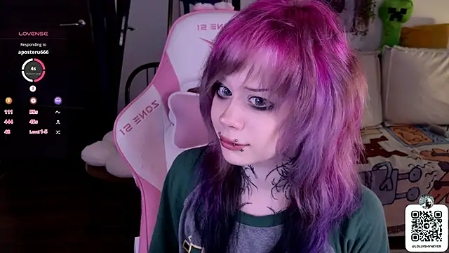 Snapshot of Lollyshy chatting on September 13, 2025, 1:11 pm Lollyshy online show from September 13, 2025, 1:11 pm