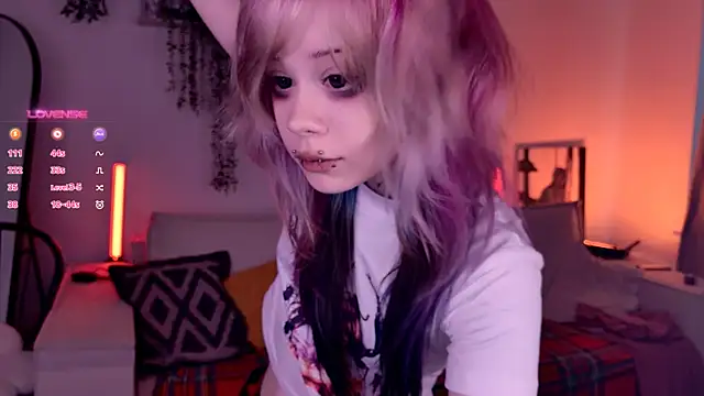 Snapshot of Lollyshy chatting on November 21, 2025, 9:41 am Lollyshy online show from November 21, 2025, 9:41 am