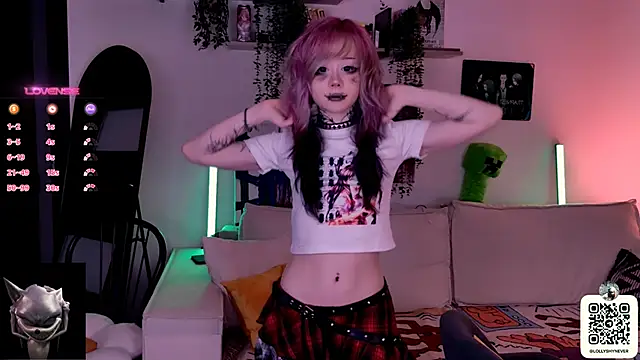 Snapshot of Lollyshy chatting on October 27, 2025, 10:38 am Lollyshy online show from October 27, 2025, 10:38 am