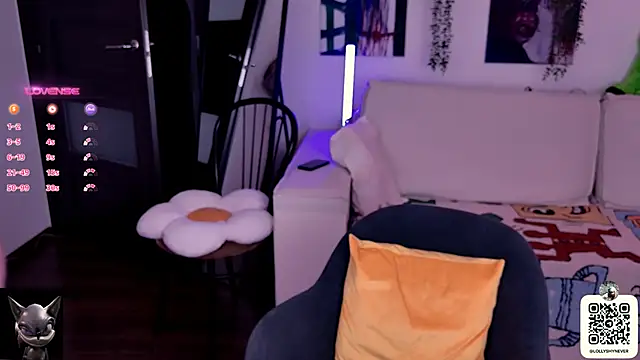 Snapshot of Lollyshy chatting on October 19, 2025, 10:51 am Lollyshy online show from October 19, 2025, 10:51 am