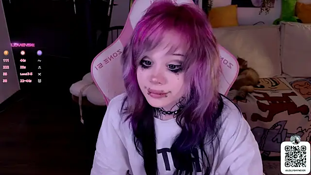 Snapshot of Lollyshy chatting on September 16, 2025, 11:55 am Lollyshy online show from September 16, 2025, 11:55 am