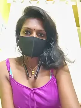 Snapshot of Honey_rosetamil chatting on June 6, 2026, 5:29 pm Honey rosetamil online show from June 6, 2026, 5:29 pm