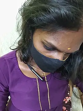 Snapshot of Honey_rosetamil chatting on June 11, 2026, 6:38 pm Honey rosetamil online show from June 11, 2026, 6:38 pm