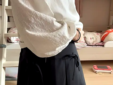 Snapshot of sora_033 chatting on November 18, 2025, 4:27 am sora 033 online show from November 18, 2025, 4:27 am