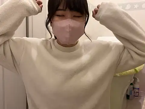 Snapshot of sora_033 chatting on October 12, 2025, 3:57 pm sora 033 online show from October 12, 2025, 3:57 pm