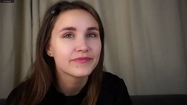 Snapshot of EthalFlowers chatting on November 19, 2025, 1:16 am EthalFlowers online show from November 19, 2025, 1:16 am