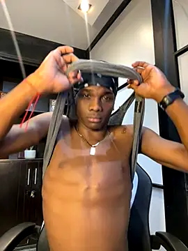 Snapshot of Brycce_santos chatting on November 19, 2025, 1:55 pm Brycce santos online show from November 19, 2025, 1:55 pm