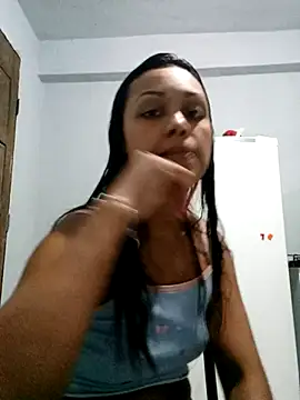 Snapshot of indiazinhabella27 chatting on October 26, 2025, 10:10 pm indiazinhabella27 online show from October 26, 2025, 10:10 pm